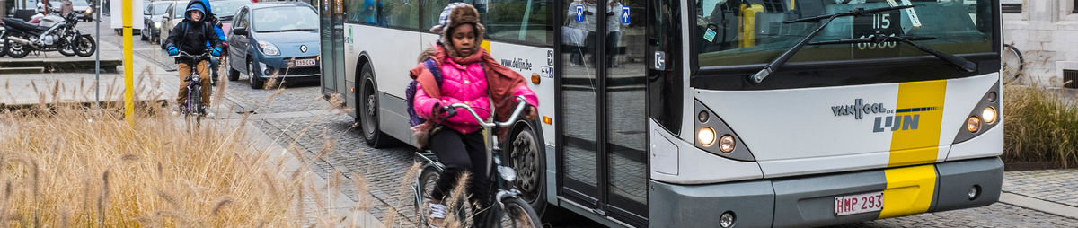 Met de bus_CopyrightToerismeMechelenStijnSwinnen.jpg