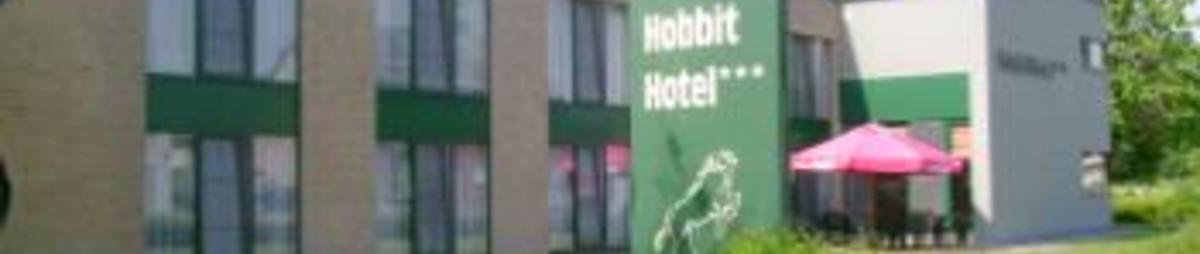 HobbitHotelBuiten_CopyrightTourismMechelen.jpg